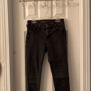 Black Old Navy Rockstar Skinny Jeans Size 2